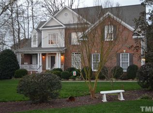 1300 Loghouse St, Wake Forest, NC 27587