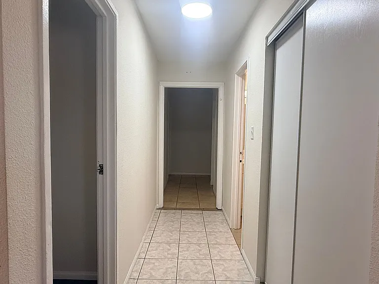5422 Swenson St #9 — Photo 8