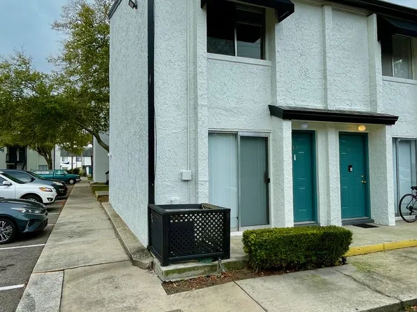 4113 S Semoran Blvd APT 12, Orlando, FL 32822