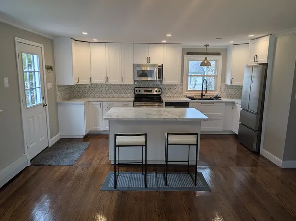 8 Linda Circuit, North Grafton, MA 01536