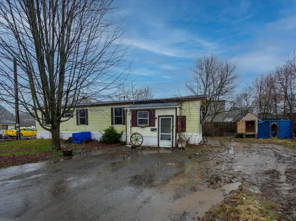 15 Columbia Avenue, Rockland, ME 04841