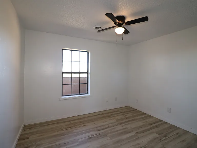 112 Fairway Ave #126 — Photo 10