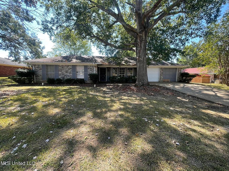 1st image of 4625 Ironwood Ln