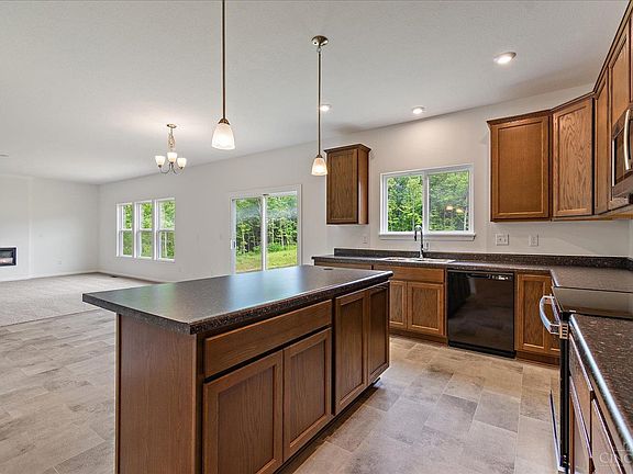 4th image of 1327 Granite Dr