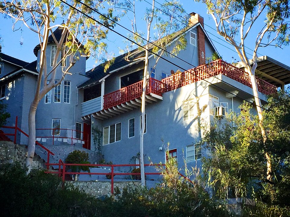 1st image of 2882 Belden Dr