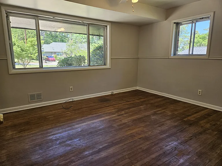 3543 Cloudland Dr — Photo 13