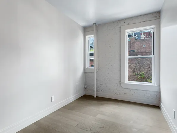 241 West 13th Street image 10 of 10