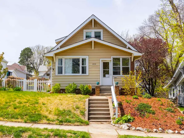 2514 S 31st St, Omaha, NE 68105