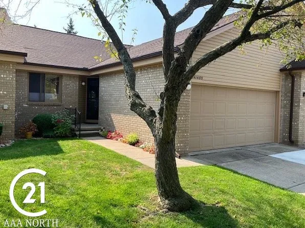 41483 Ambercrest Dr #64, Sterling Heights, MI 48314
