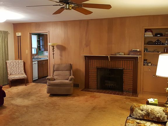 4th image of 186 15th St