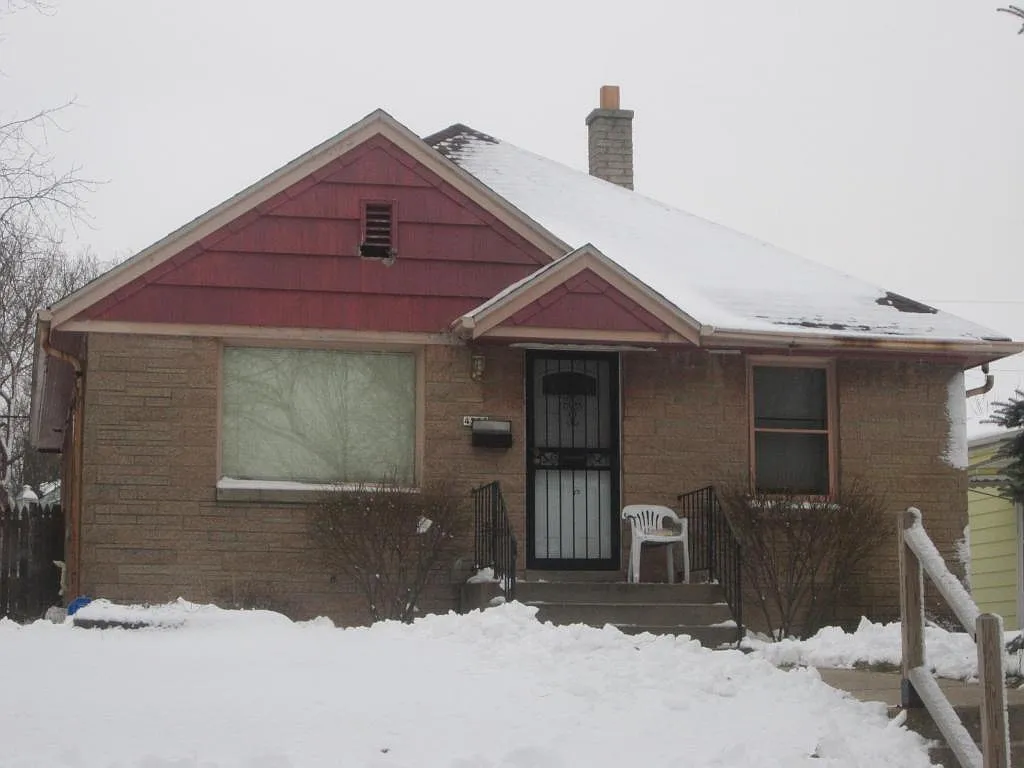 4237 N 61st St photo 1