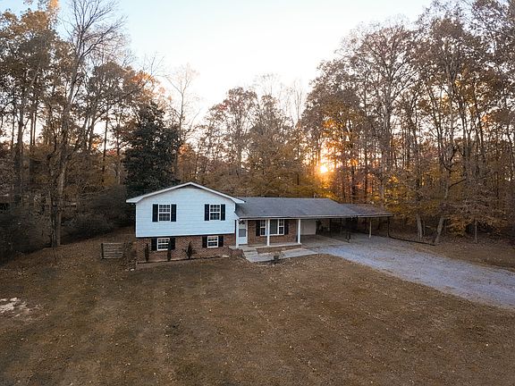 5th image of 2518 Robin Hood Dr SE