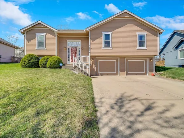 7716 N Myrtle Ave, Kansas City, MO 64119