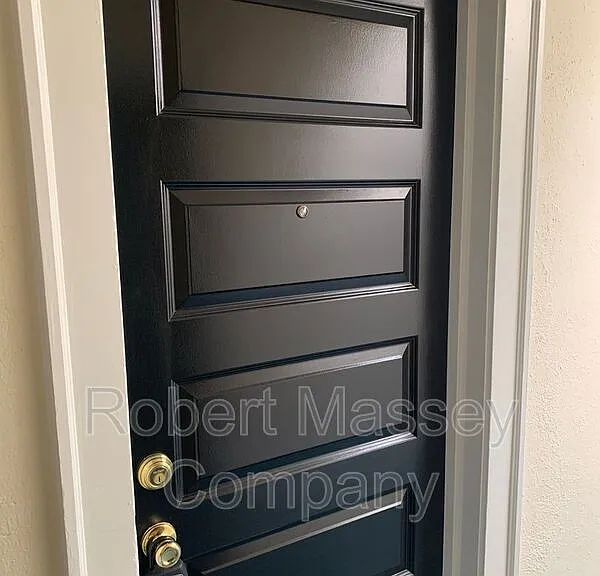 2424 Glenmary Ave #2424GLE-10 — Photo 2