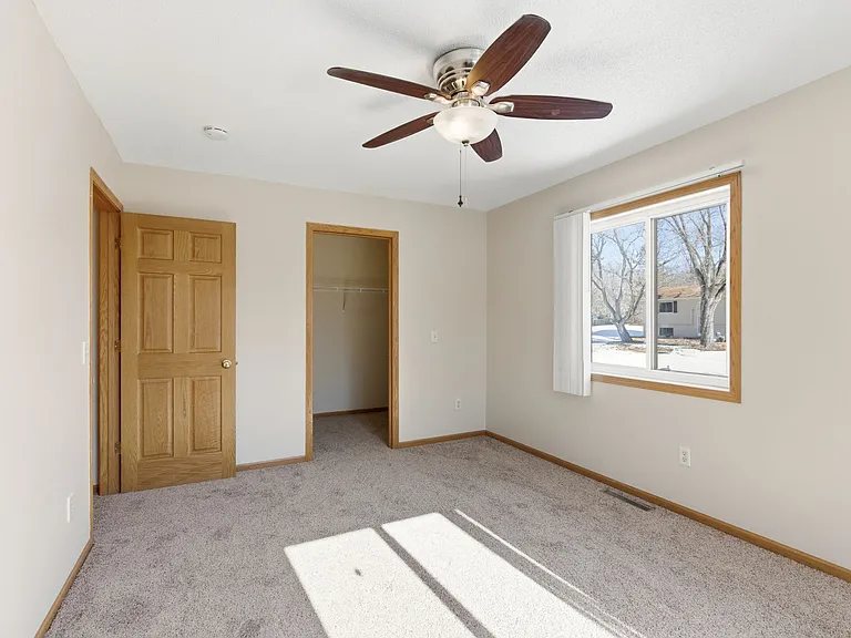 Griffin Court Apartments — Photo 15
