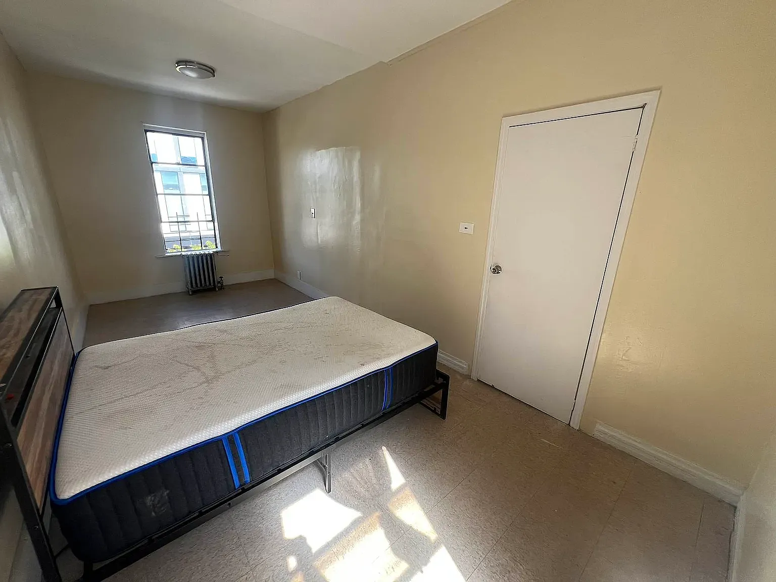 1482 Herkimer Street — Photo 4