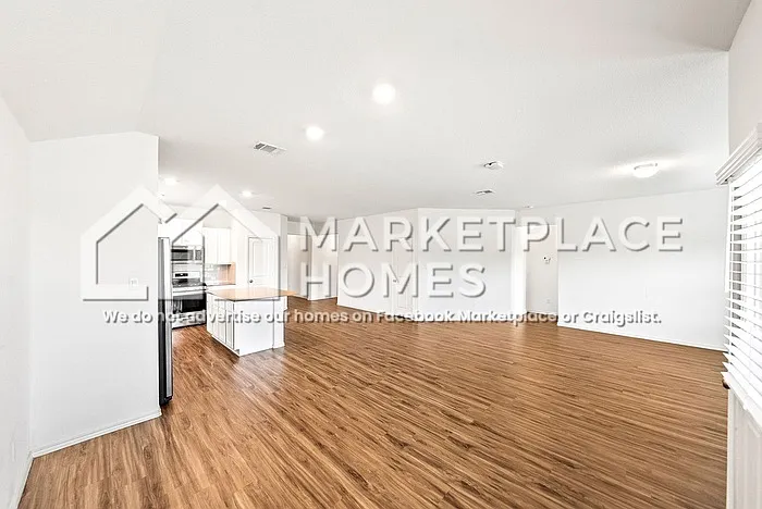 3416 Pauling Loop — Photo 13