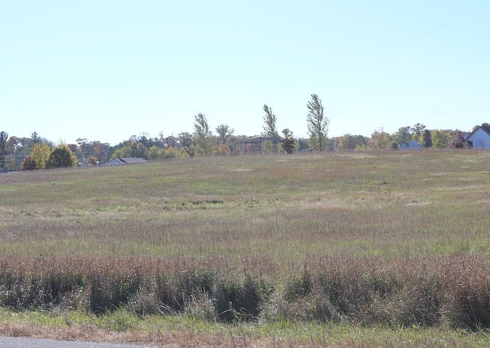 1st image of 289 Avenue NW