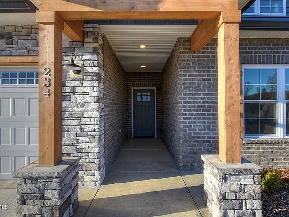 4th image of 234 Ruby Rose Rdg