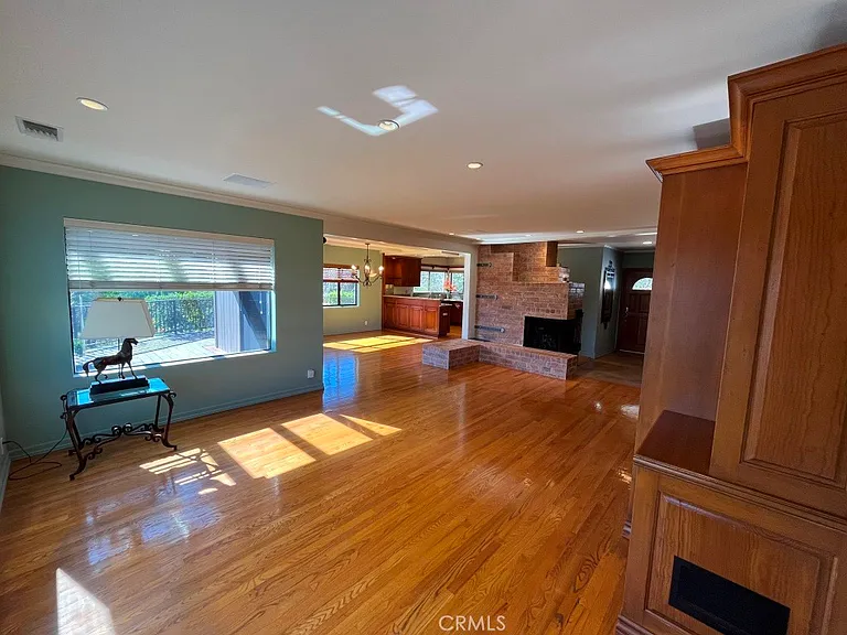 15451 Deerhorn Rd — Photo 5