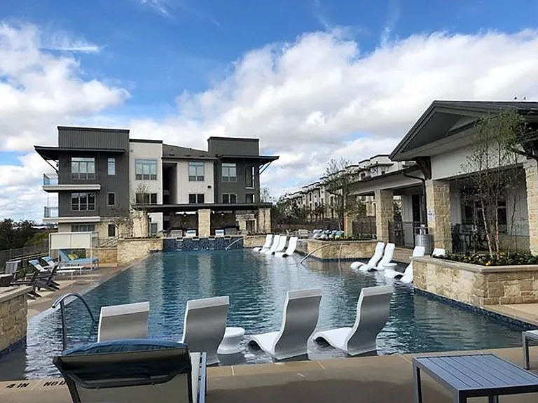The Kelley at Samuels Ave — Photo 3