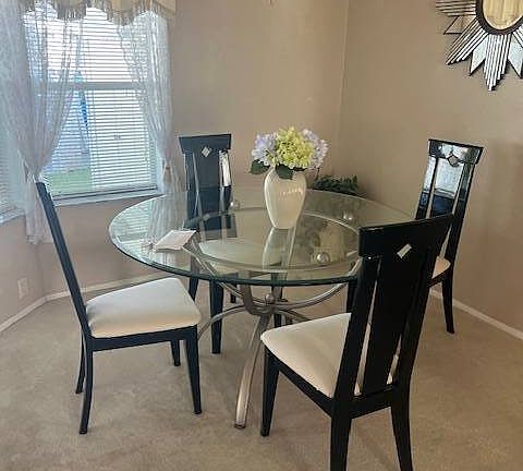 4th image of 739 Gladiola Dr