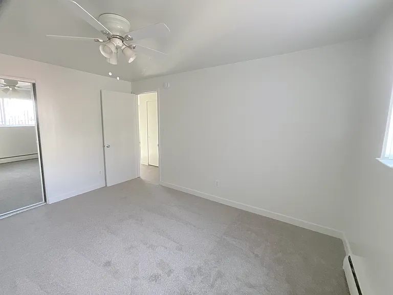 Lampliter Apartments — Photo 35