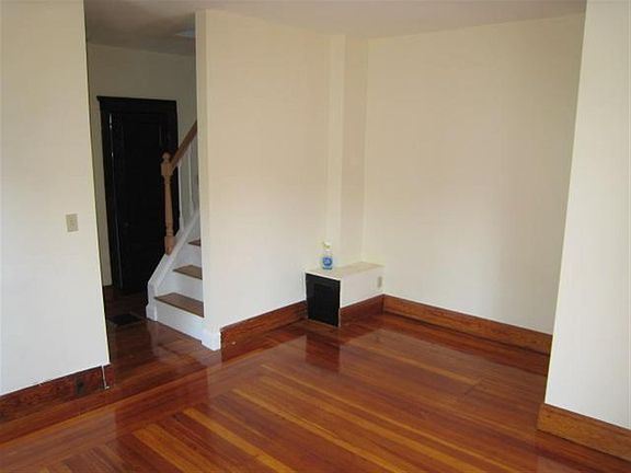 5th image of 79 Capen St E #2A