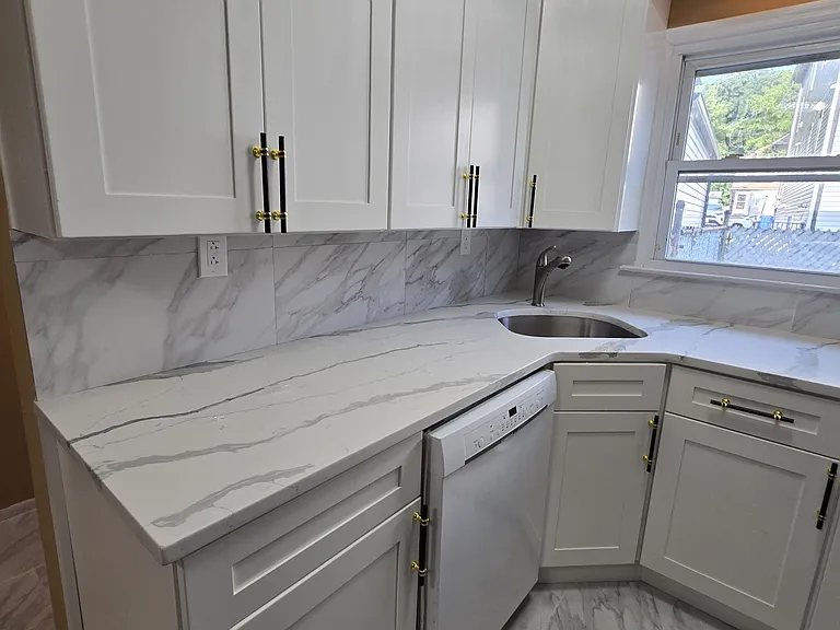 74 Caswell Ave #1 — Photo 12