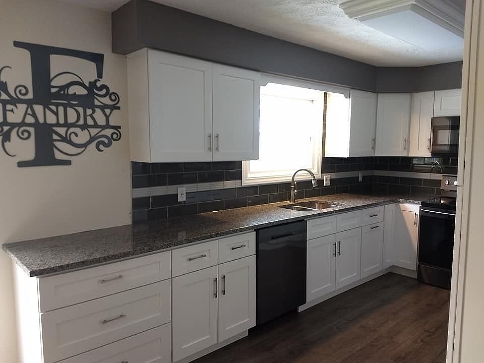 1st image of 4312 Michigan Ave
