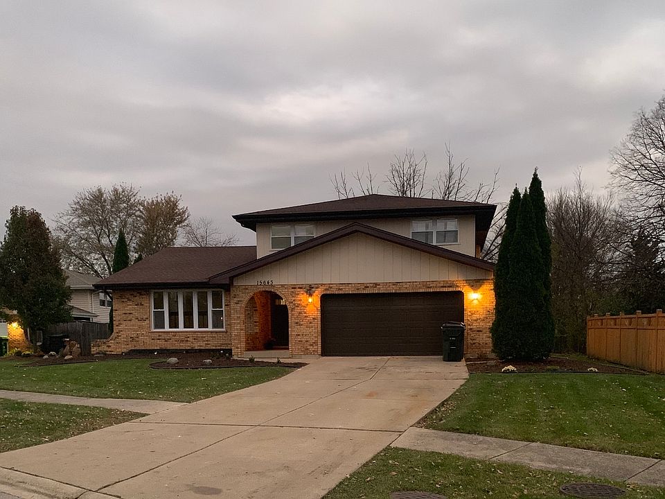 1st image of 15643 Badger Ln