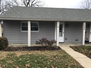 605 Colony Grv, Mahomet, IL 61853