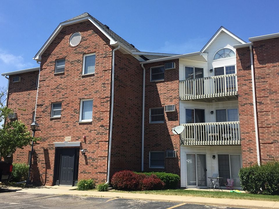 Welcome Home to 1330 Cunat Ct, Unit 2B!