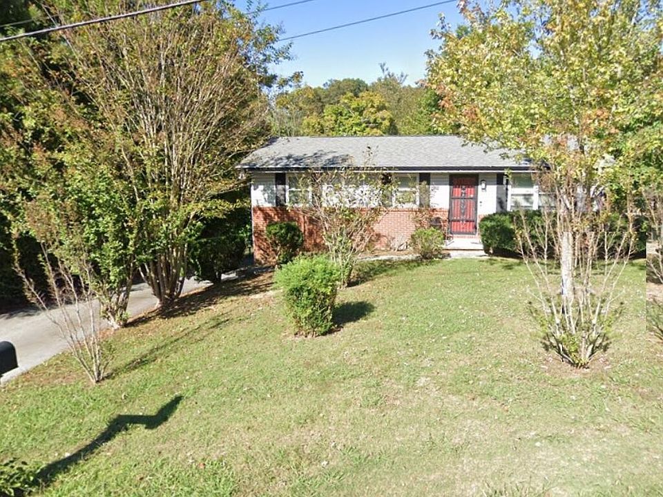 1st image of 1211 Crest Dr SE