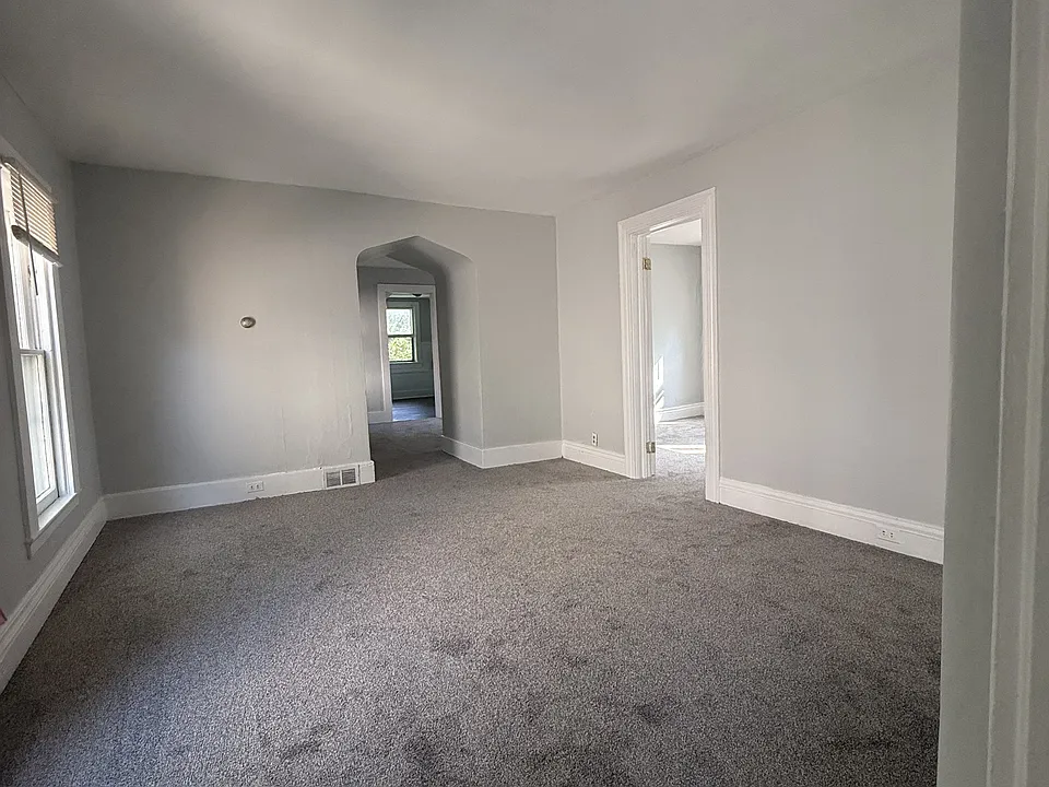 30 Boardman St #2
