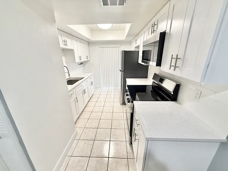 126 Las Brisas Way #126 — Photo 4