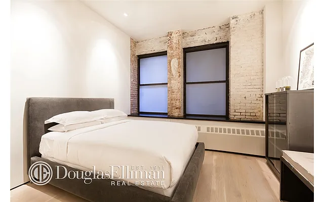 Sold by Douglas Elliman | media 14