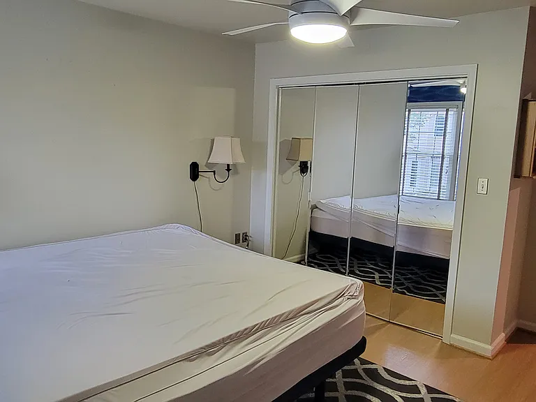21381 Maidsville Ct — Photo 37