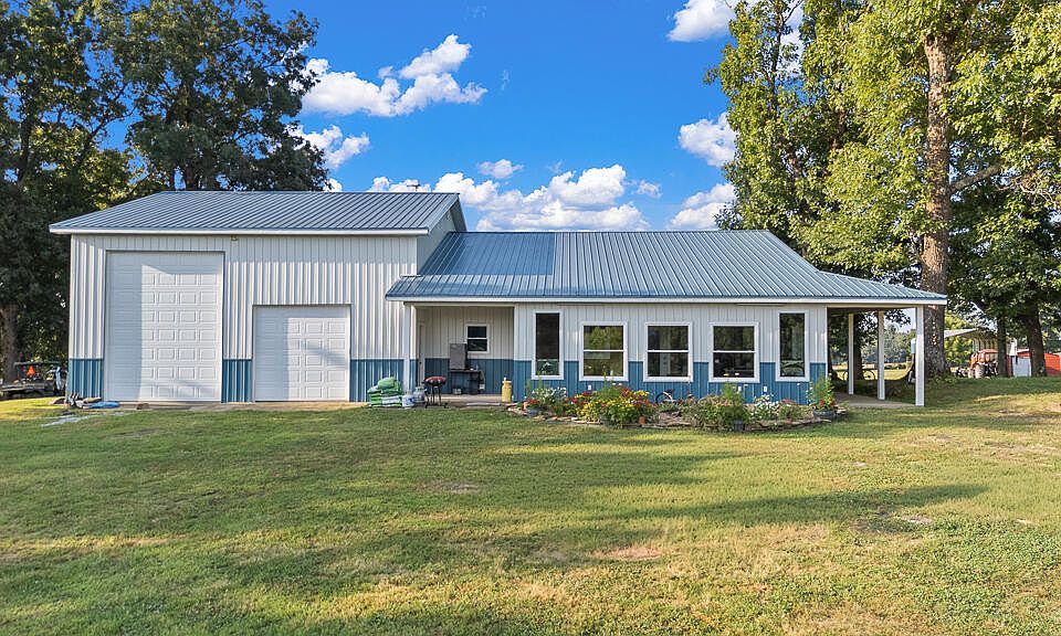 1st image of 5687 Farm Road 2230