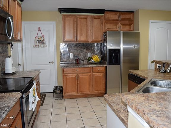 5th image of 3714 2nd St W