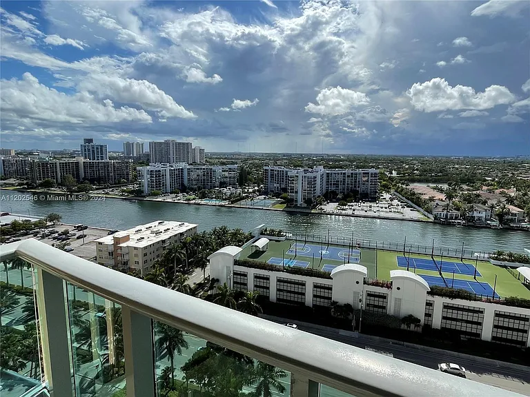 2501 S Ocean Dr #Penthouse 28 — Photo 97