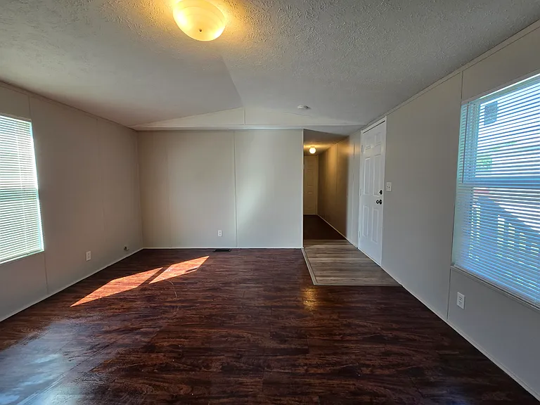 104 Dove Dr — Photo 9
