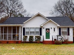 134 Mixon St, Kite, GA 31049