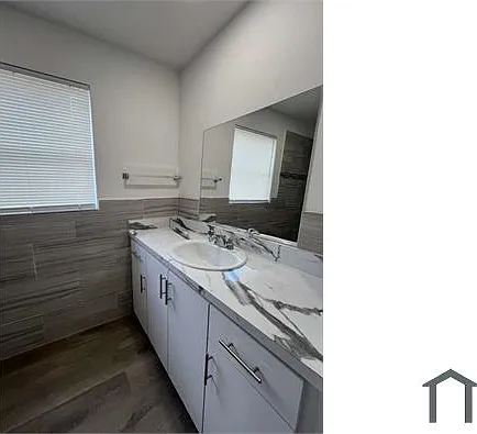1236 NW 4th Ave #2 — Photo 12