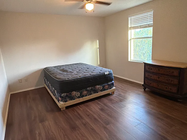 3924 Golden Horn Ln #1 — Photo 3