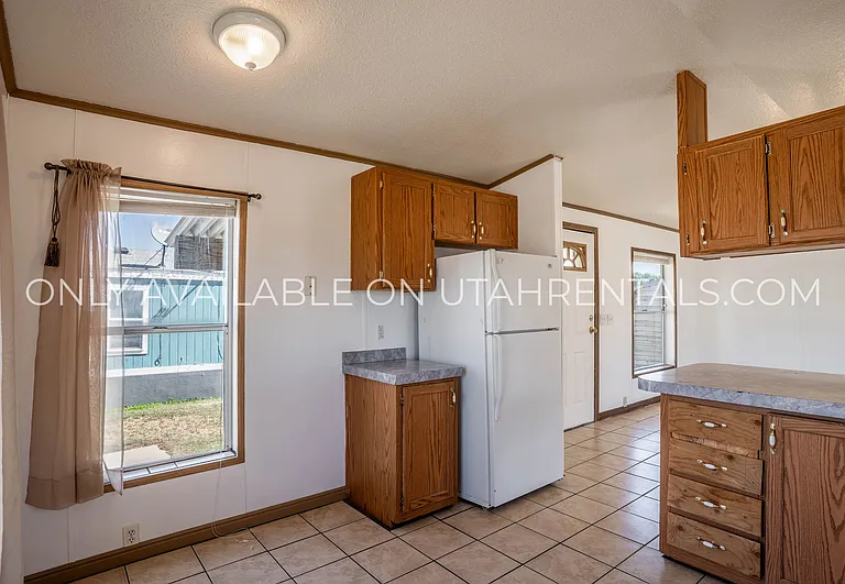 440 W Main St #8 — Photo 10