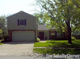 2605 Salem Rd, Charleston, IL 61920