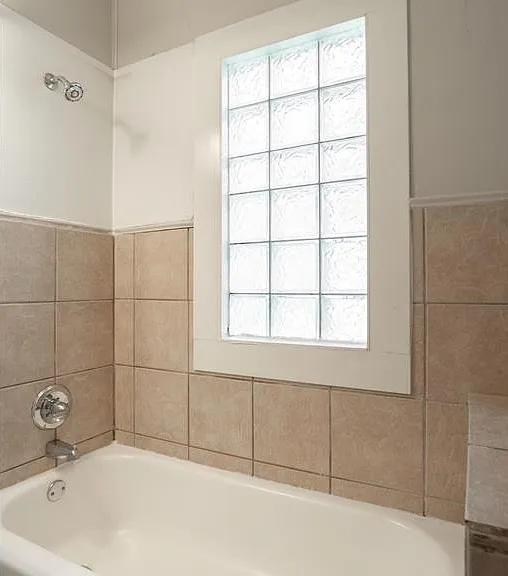 4020 Emerson Ave N — Photo 12