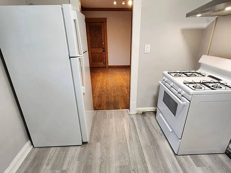 2664 Hampshire Rd — Photo 11