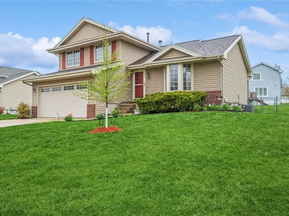 503 Bezdek Dr NW, Cedar Rapids, IA 52405